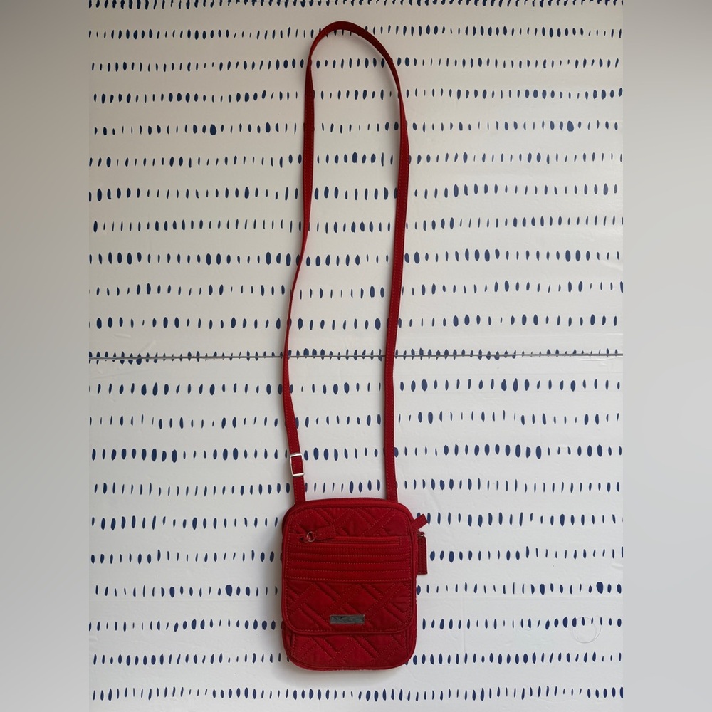 Vera Bradley Red Quilted Mini Hipster Crossbody Bag - Picture 2 of 8